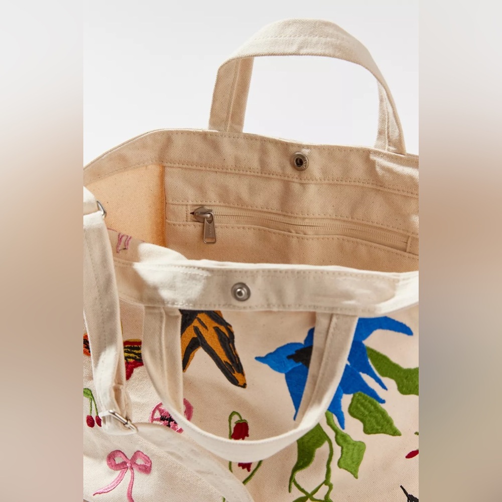 Urban Outfitters BAGGU X Jessica Williams Horizontal Duck Bag - Picture 4 of 8
